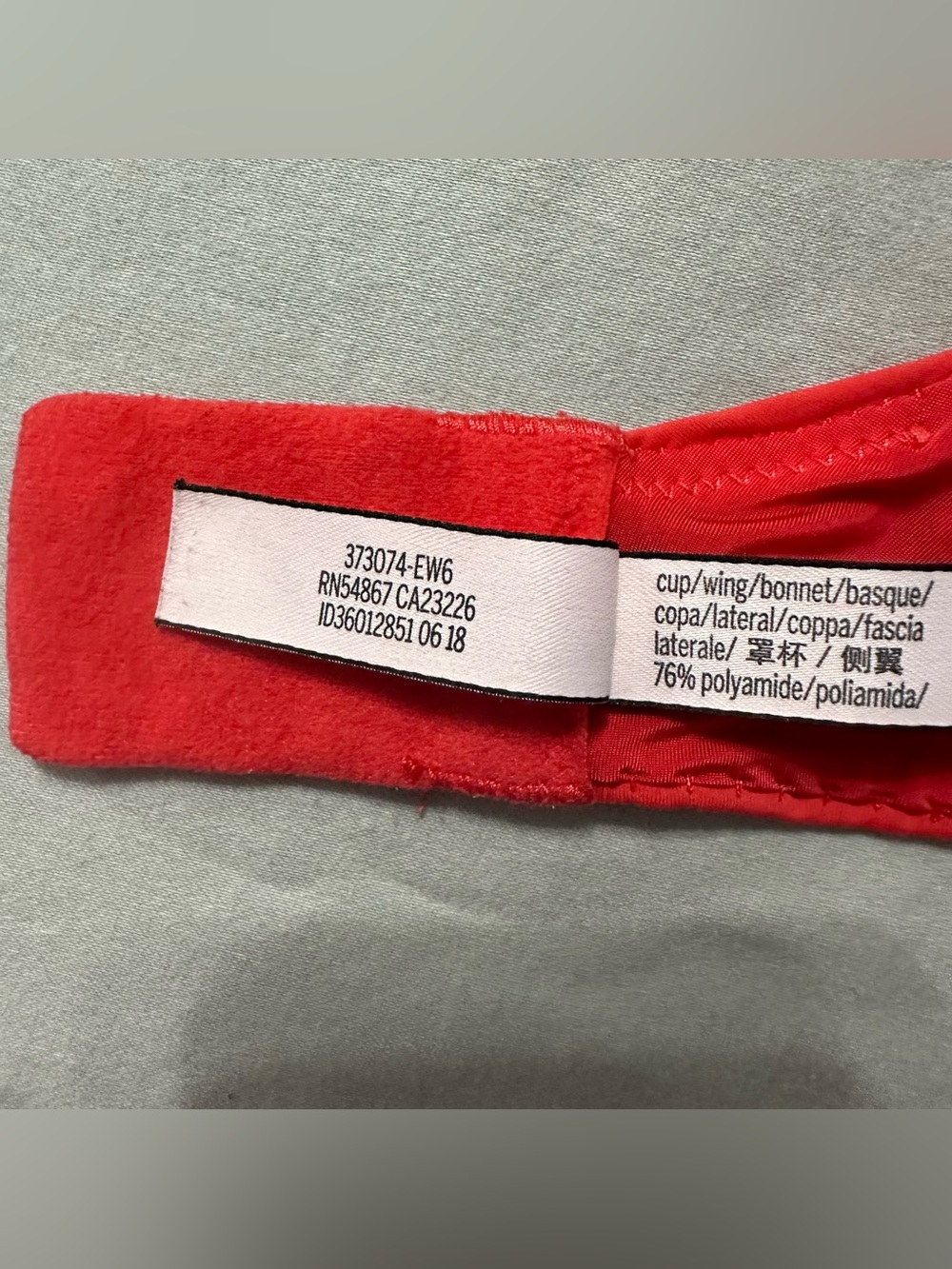 VS Red Wireless Lightly Lined T-Shirt Bra 36C Logo Straps - Picture 5 of 8